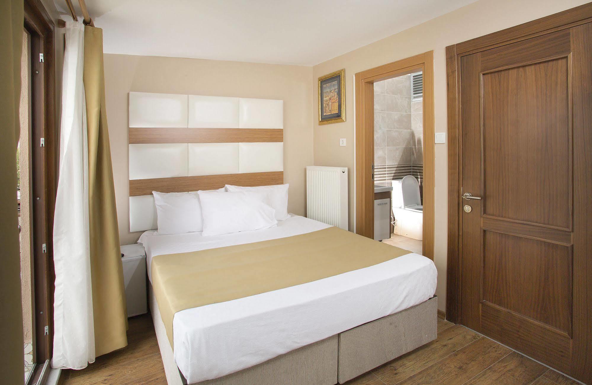 איסטמבול La Pazza Suites מראה חיצוני תמונה