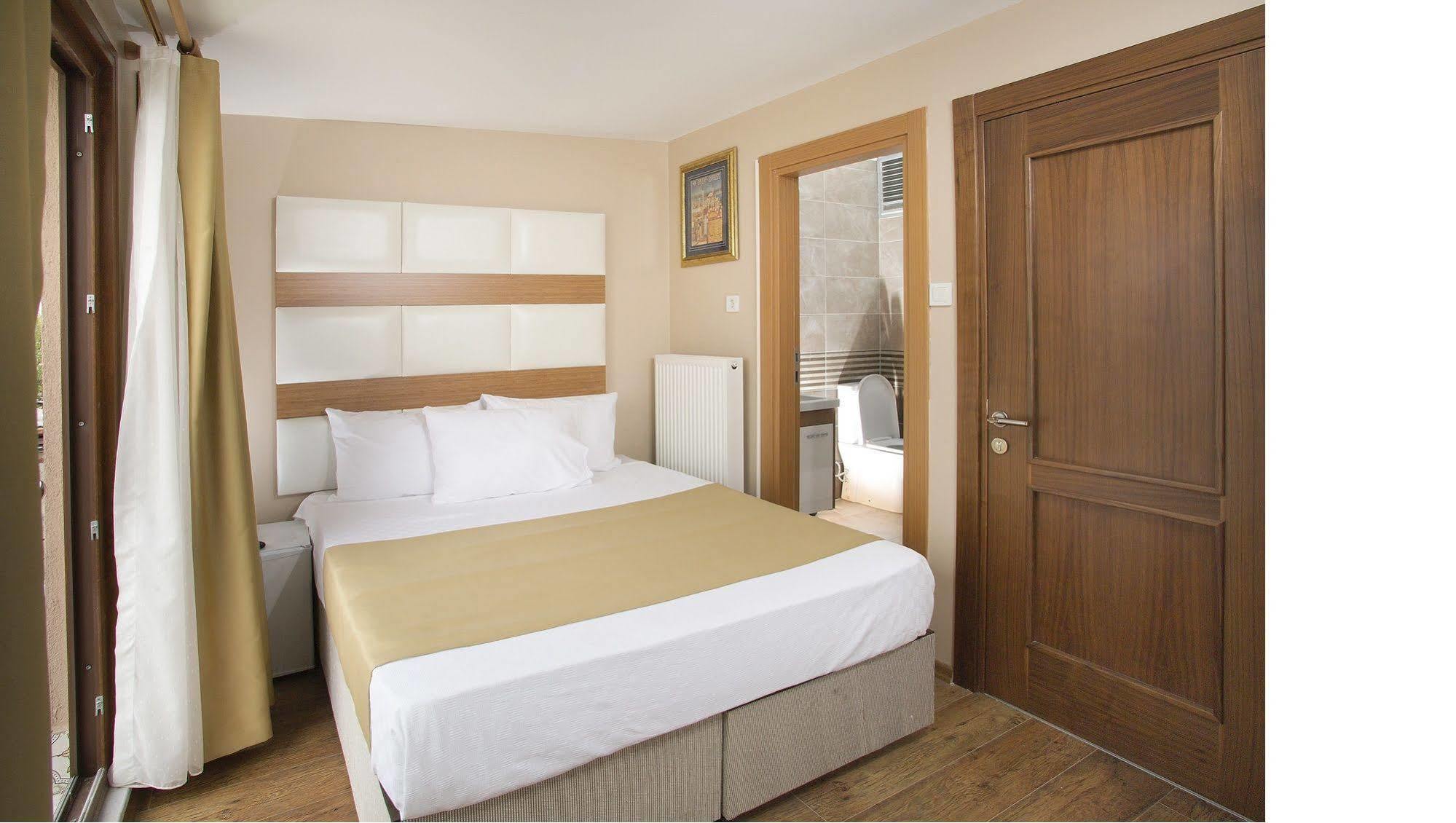 איסטמבול La Pazza Suites מראה חיצוני תמונה